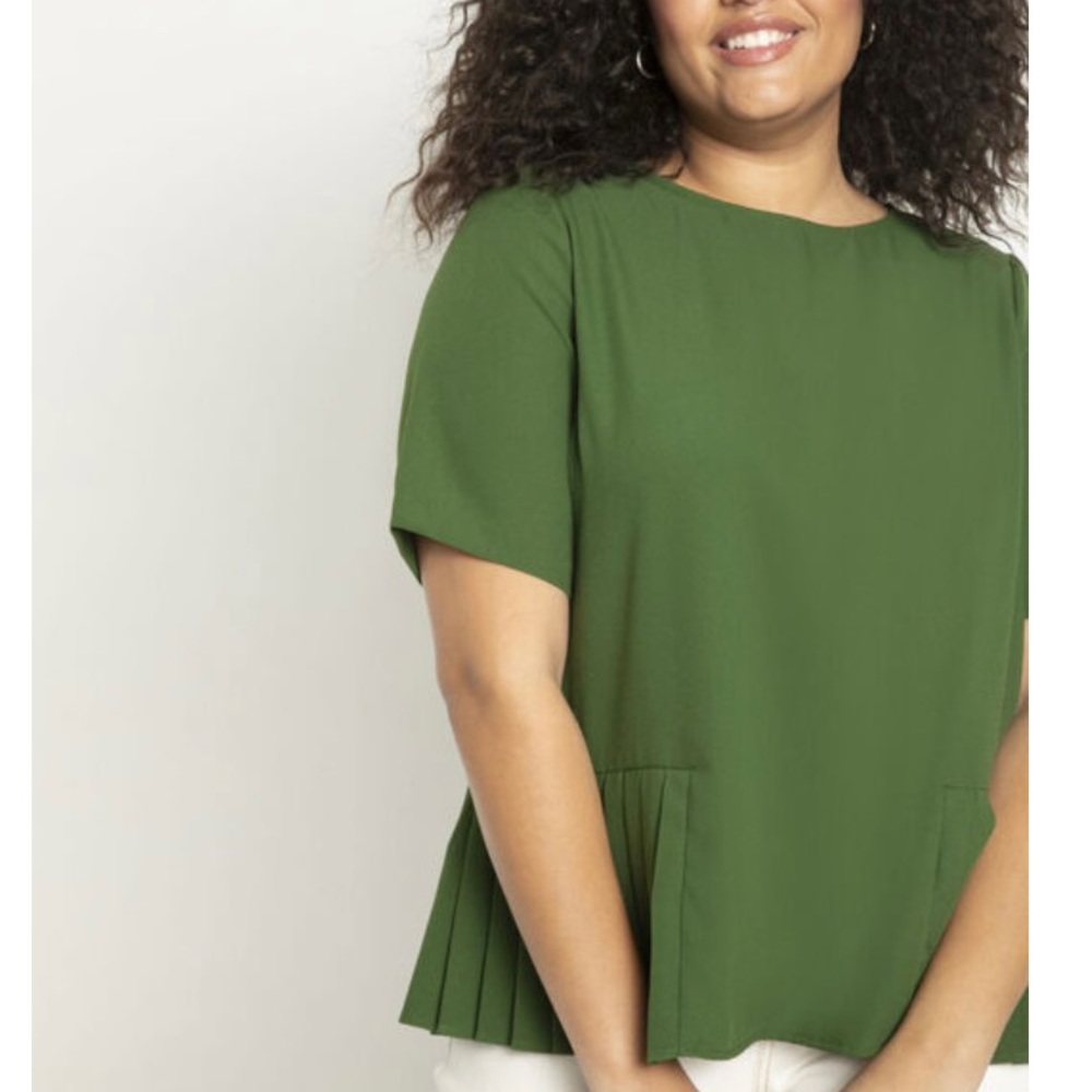 Eloquii Pleated Top Green